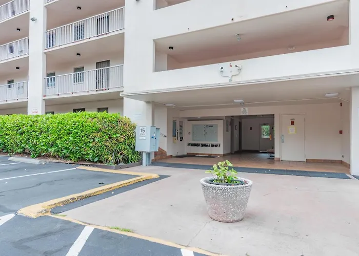 Kailua Village Resort 605